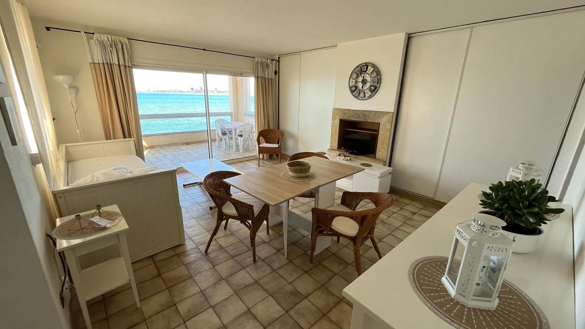 1er étage, front de mer, emplacement exceptionnel Fos-sur-Mer 0*,  Francia